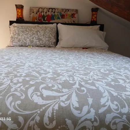 La Corte Della Rocca Apartament *
